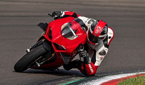 What You Wanted to Know About Optimizing a Panigale V4 MY21 but Were Afraid to Ask